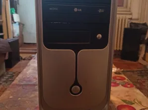 Komp.4gb ram,640 gb HD,soket. 155