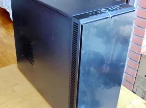 FRACTAL DESIGN DEFINE 4 Black Pearl Sound Proof 12kg Čelika