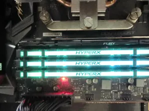 Kingston HX XMP Predator RGB 16GB / 2x8GB DDR4 3200MHz