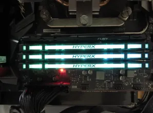 Kingston Predator RGB 16GB DDR4 3200MHz Garancija 2031.