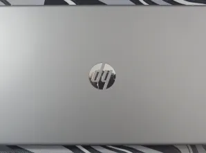 Nov HP 255 G10 Ryzen 5 7520U/Radeon 610M/8GB DDR5/512GB M.2