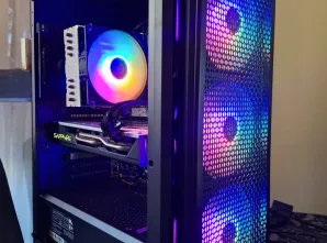 GAMER-i7 7700K/RX 580 8GB/16GB/NVMe 128GB /HD 1TB