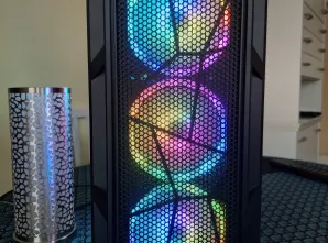 i7 8700K/RX 5700XT/16GB/NVMe256GB /HD 500GB/HD750G