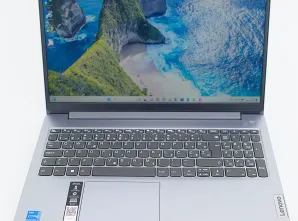 FISKALNI Lenovo IdeaPad 3 Slim i3 12gen 8GB / 256GB laptop